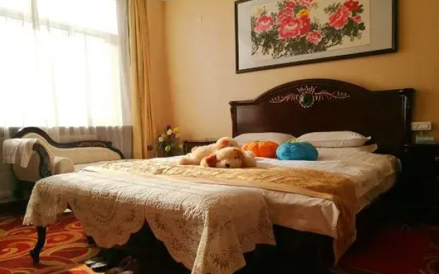 Shennong Hotel