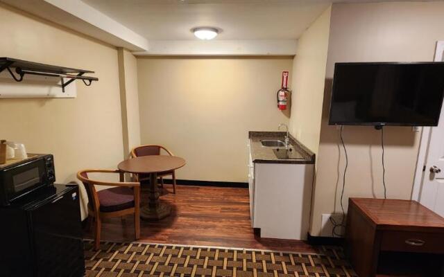 Nashoba Valley Inn & Suites