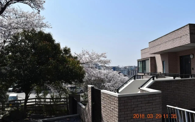 平楽園弐番館２階