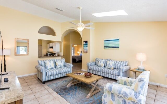 3 Bedroom Disney Vacation Villa by RedAwning