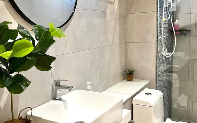 Covesign Suite, The Shore Kota Kinabalu