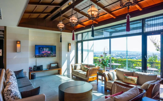 Hualien AzureVILLA B&B