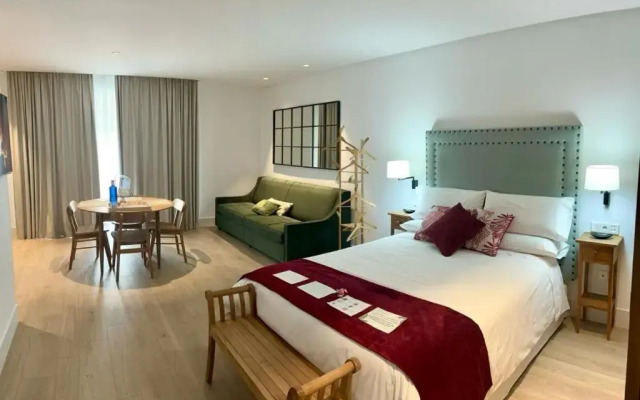 Apartamentos Turísticos La Plaza