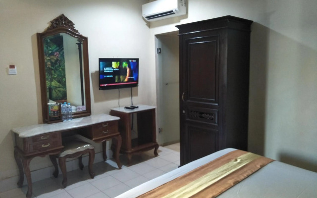 Hotel GRAND ROSELA Yogyakarta