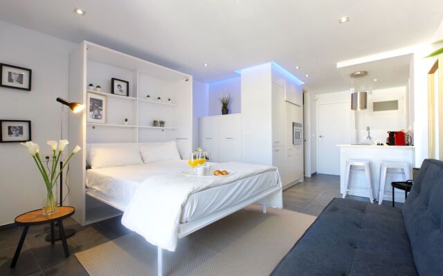 Minerva Suite I by Madflats Collection