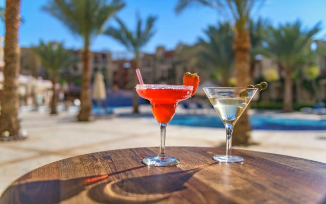 Marina Plaza Hotel, Tala Bay