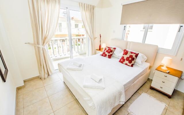Rent Private Villa 040