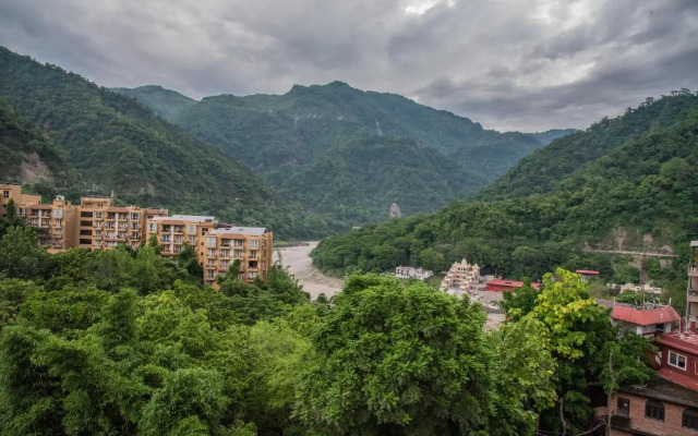 Terrakotta Rishikesh