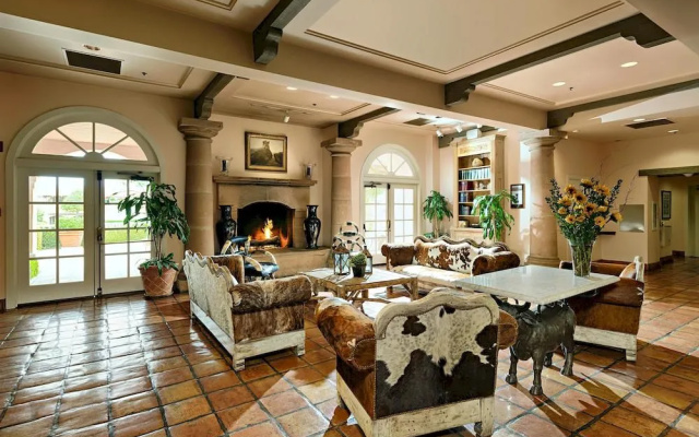 Harris Ranch Resort