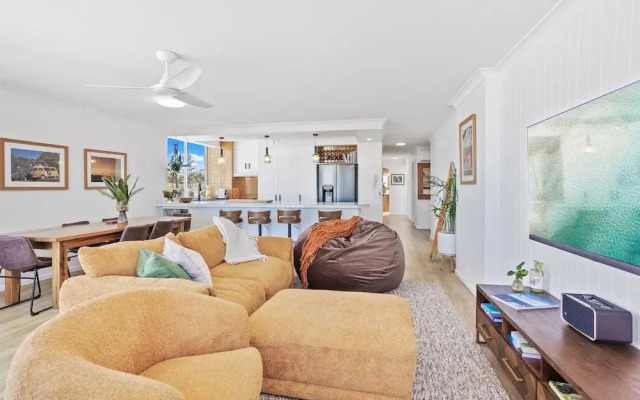 3 Bedroom Miami Oceanfront Apartment