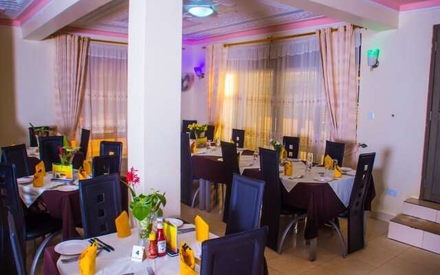 Hotel Paradise on the Nile