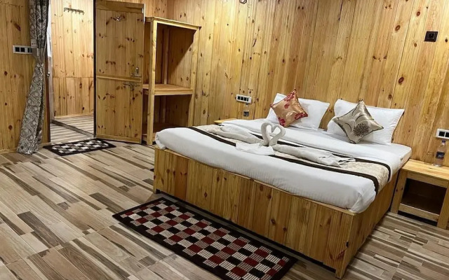 Village Camp Pench National Park