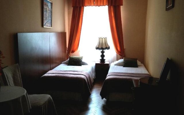 Aparthotel Astor