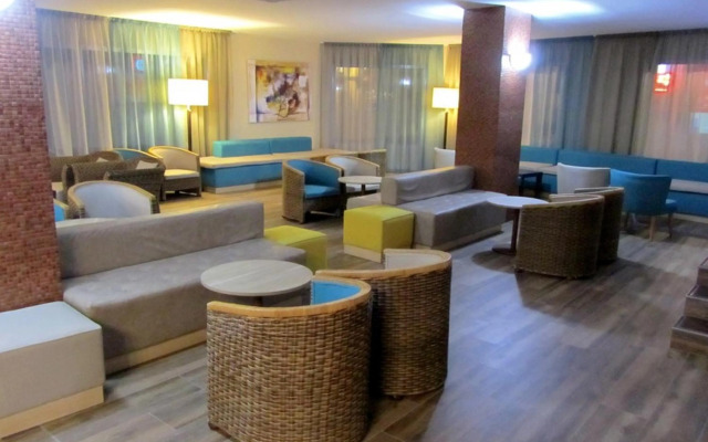 Aparthotel Miami Park