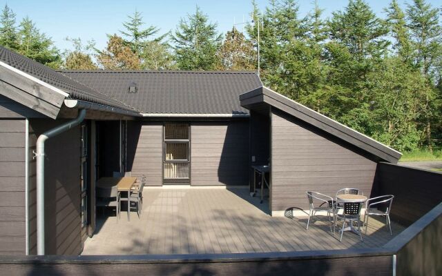Exotic Holiday Home in Oksbøl With Sauna