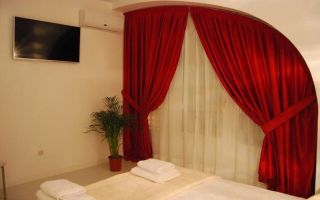 Hostal Petite Maman