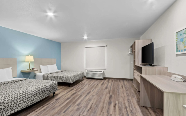 Woodspring Suites Gilbert - Mesa Gateway Airport