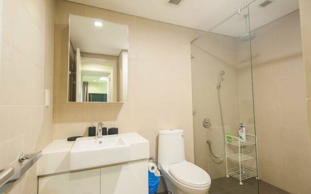 Saigon City View Apartment & Pool