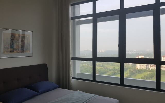 Alyssa Conezion Suite