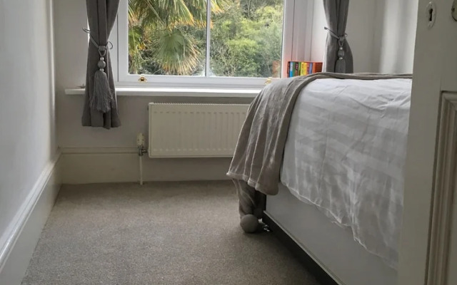 Secluded Edwardian Villa Beautiful Country Setting