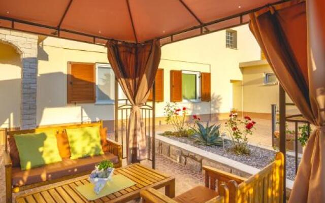 Villa In Verde