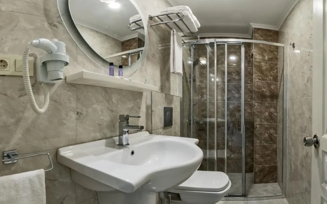 Valide Hotel