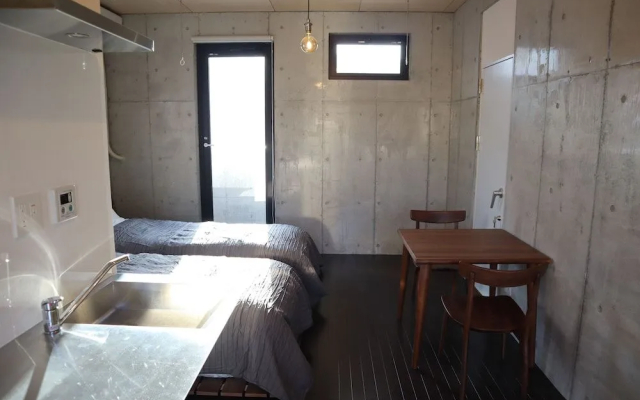 Treeside Hotel & Apartment