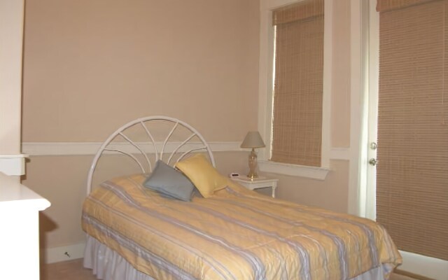 Waterside Village Cottage 3228 Apartment 3 Bedroom