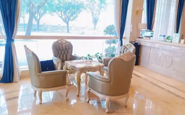 Vienna Classic Hotel (Chongqing Bishan Aokang)