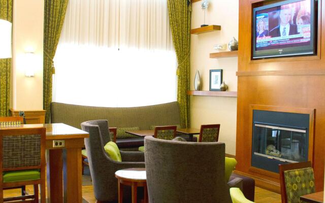 Hampton Inn and Suites College Station