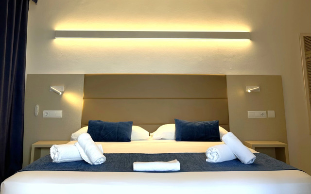 Hotel Roca Bella