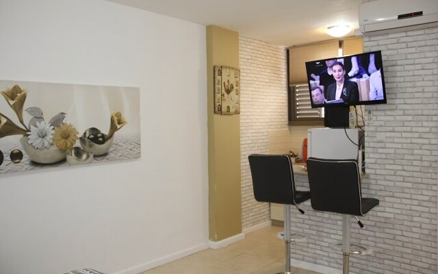 GK Apartments  - Gad Mahnes 25