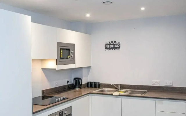 2br-sleeps4-citycentre-parking-rooftop