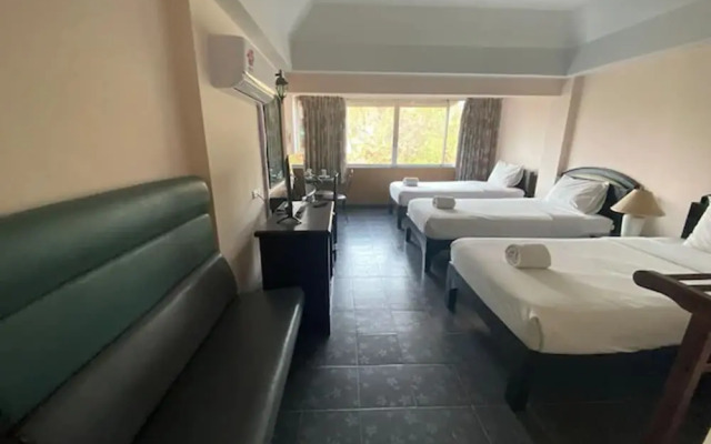 OYO 903 Madame Kim Hostel