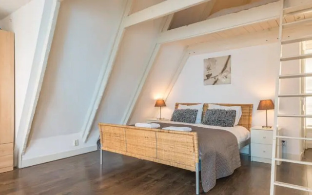 Red Light Experience