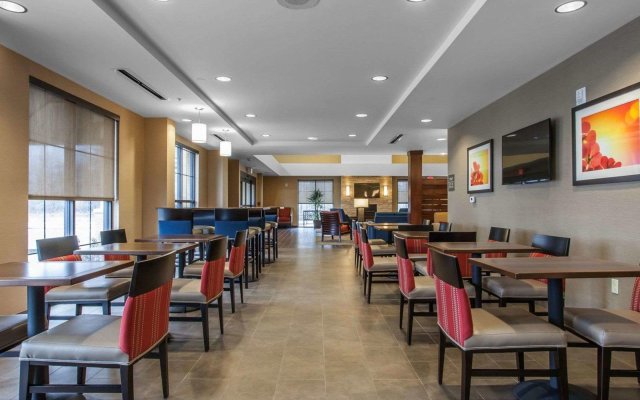 Comfort Suites Youngstown North