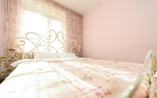 Апартаменты «Funny Dolphins Бутырская»