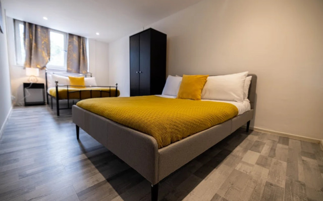 3 Bedrooms-8guests-babycot-15mintopepys-freeparkg