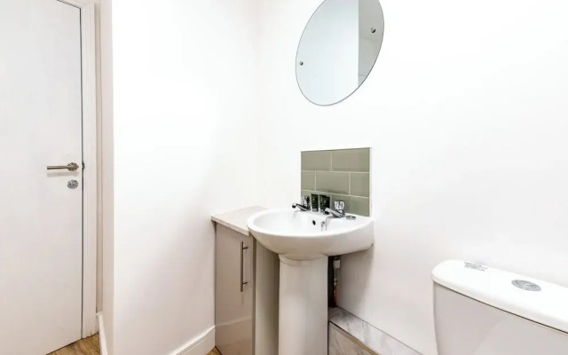 Harcourt Apartments