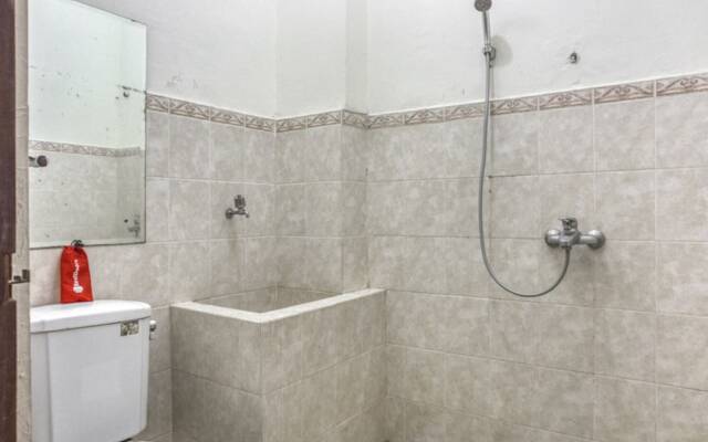 RedDoorz Syariah @ Raya Tajem Maguwo