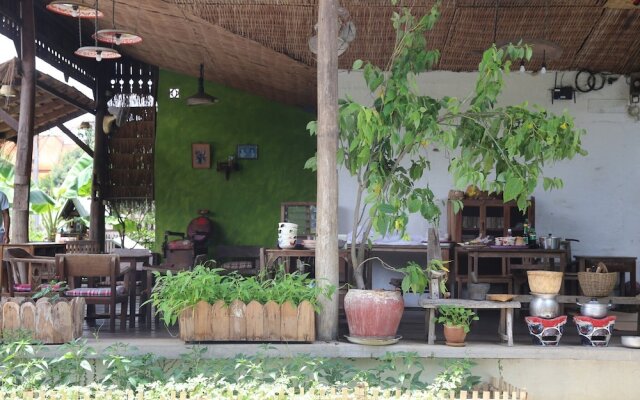 Baannoi Nornmuan Homestay Chiang Mai