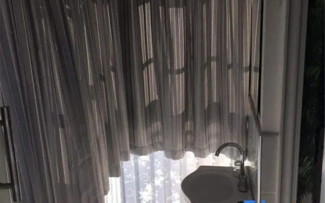 Zhiqingchun Apartment Hotel