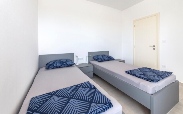 Amazing Apartment in Stinjan With 2 Bedrooms and Wifi