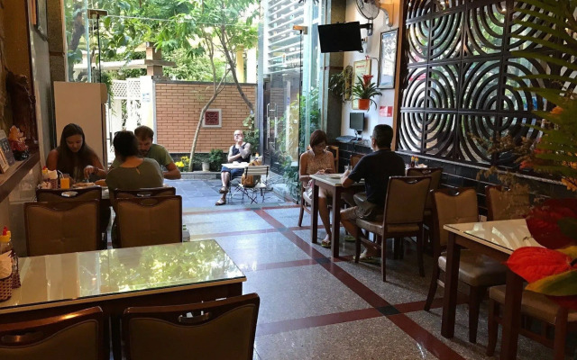 Hong Thien Ruby Hotel