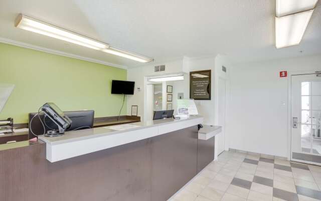 Studio 6 Stafford, TX - Houston - Sugarland