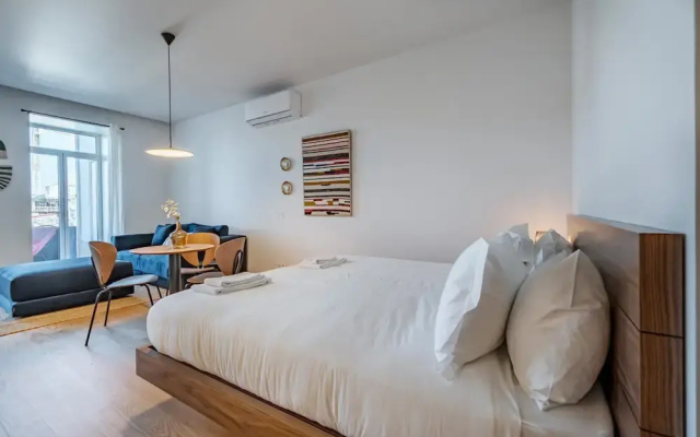Nomad s Lux - 1bdr Almada Cool