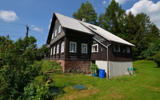 Holiday Home in Stare Krecany With Fenced Garden