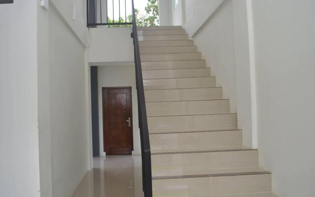 Alzara Hotel