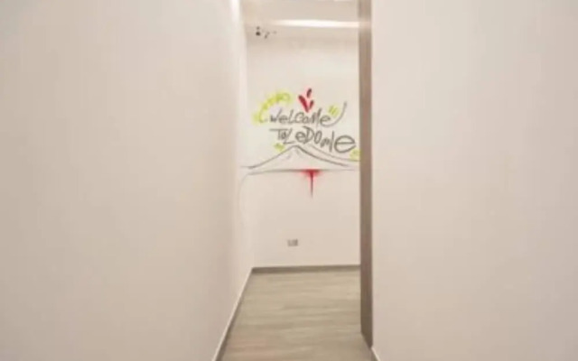 Отель Toledo one