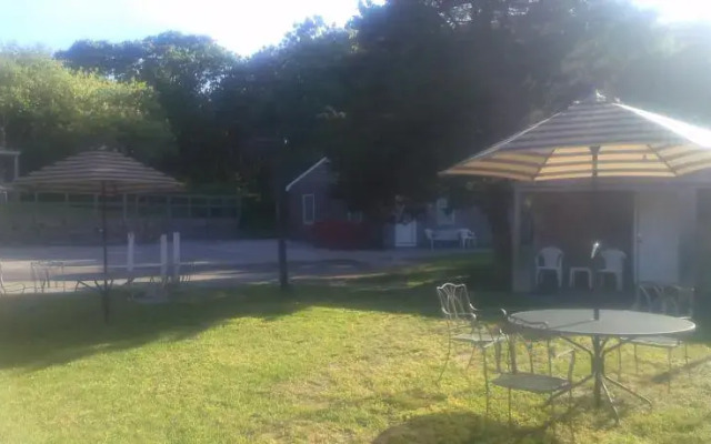 Ocean Breeze Motel